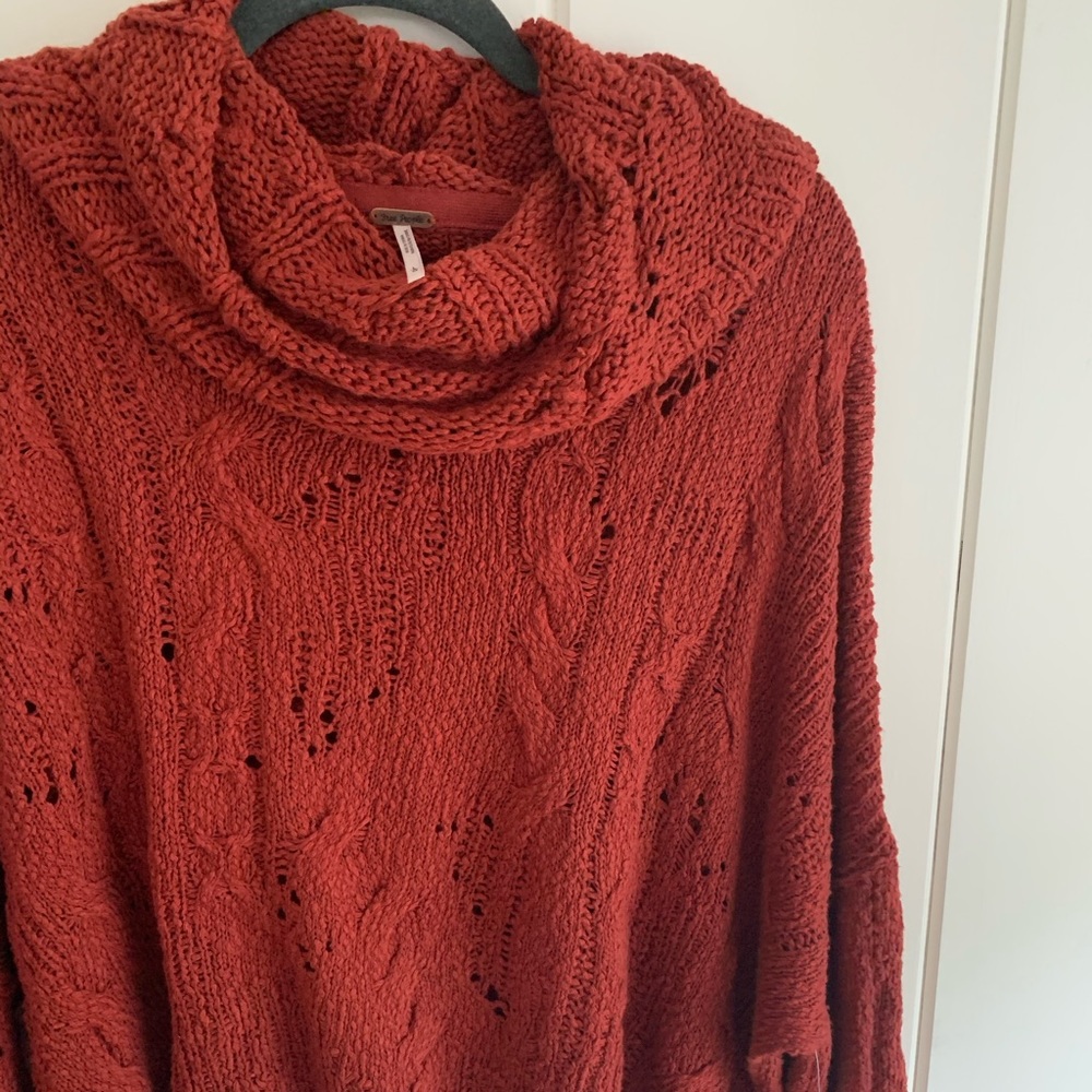 Free People NWT cowl neck cropped sweater
